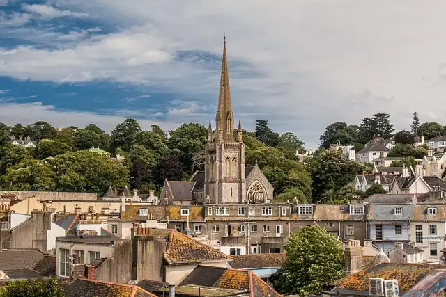 UK Property Prices Dip: Market Normalizing