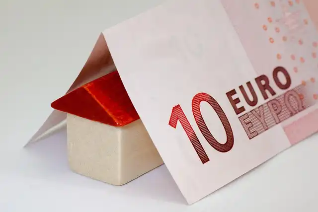 Buy vs. Rent: Homeownership Savings in the UK