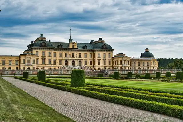 Discovering UK Country Estates: Historic Homes & Modern Residences