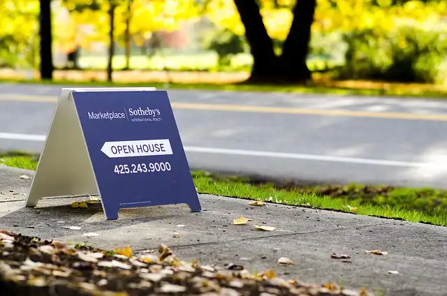 Oxford Economics: US Housing Affordability Risks Amid Rising Costs & Mortgage Rates